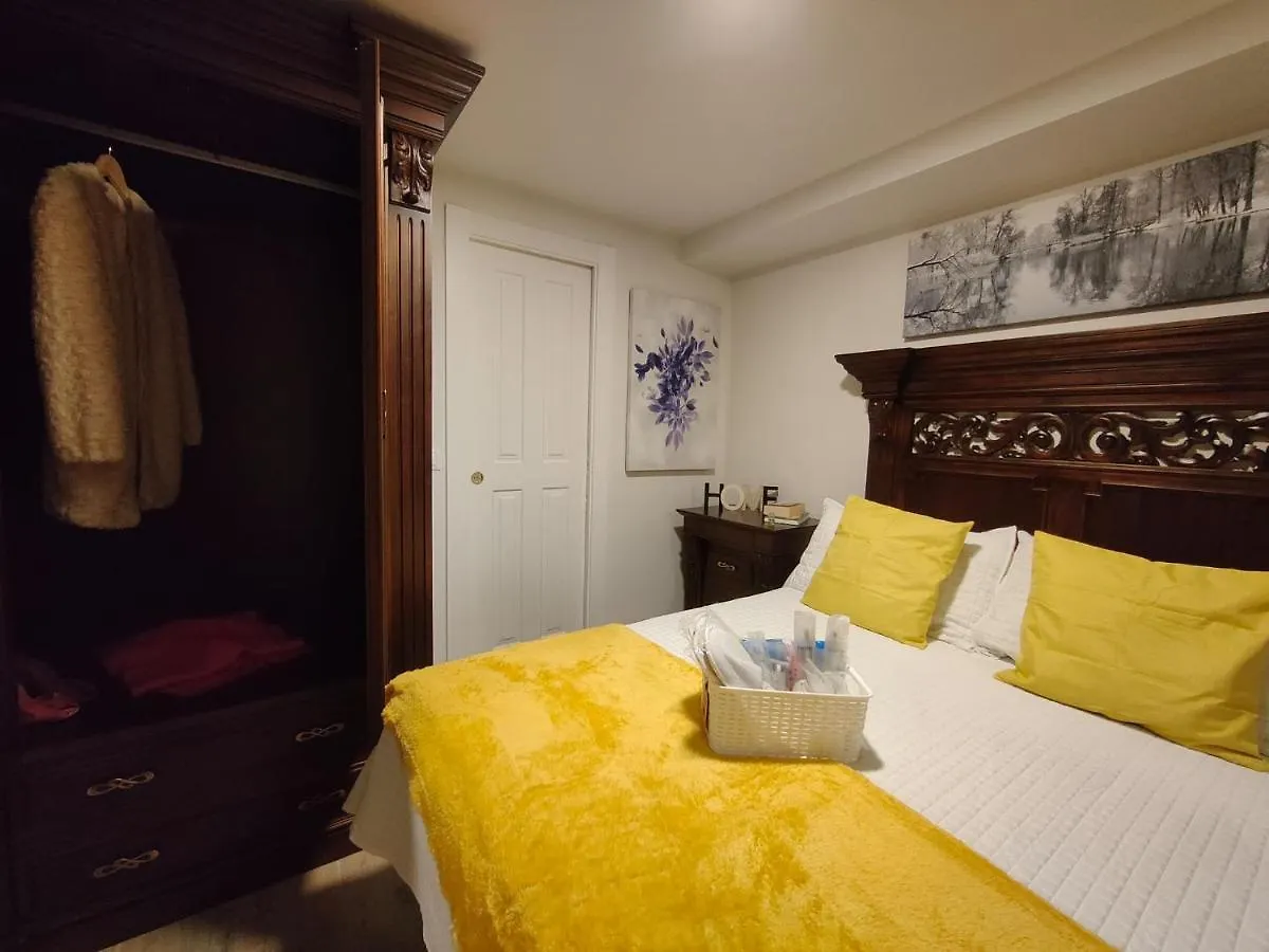 Fermarca De La Torre Apartamentos De Lujo En Malaga contacts